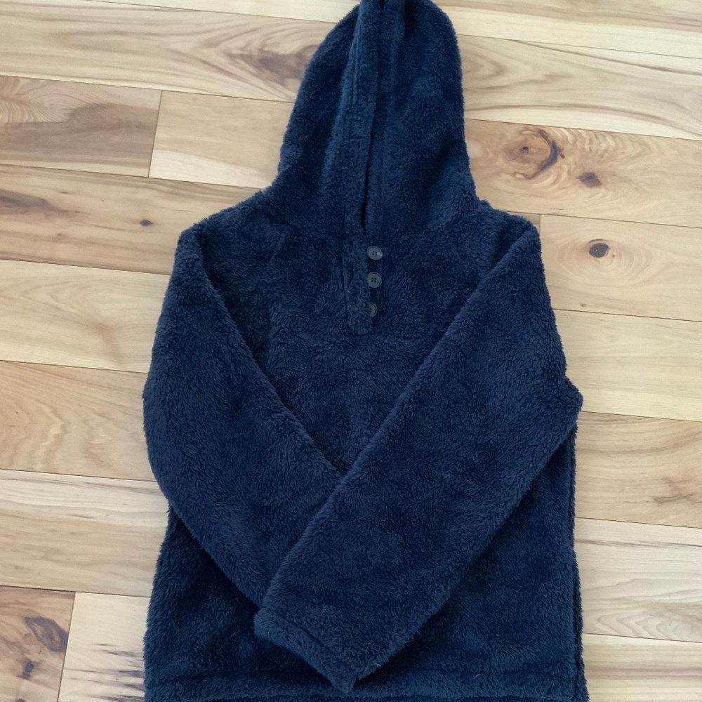 KIRUNDO WOMENS SIZE  S  ultra warm  hooded fleece pullover$12